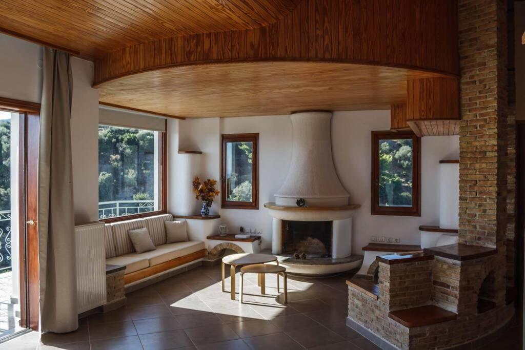 אקרטה Four Seasons Relaxing Villa מראה חיצוני תמונה